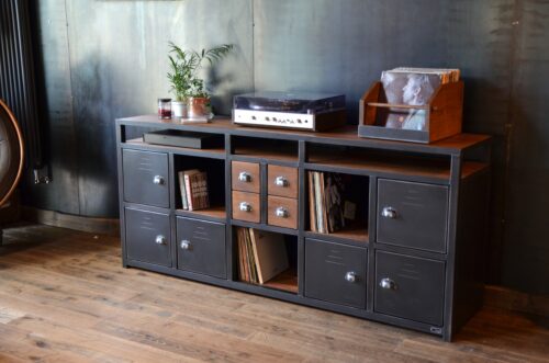 Meuble Hi-Fi VULCAIN en chêne massif et acier avec platine vinyle et rangements pour disques